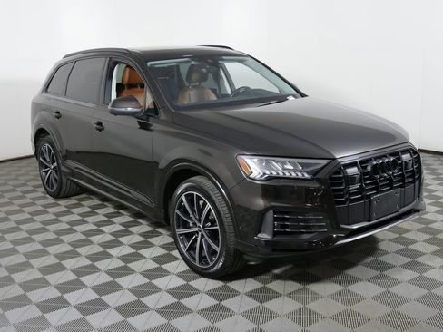 Used 2023 Audi Q7 3.0T Premium Plus w/ Premium Plus Package AWD/4WD image 1
