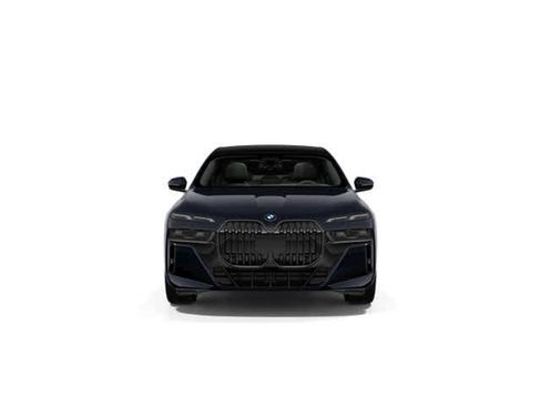 New 2026 BMW 740i image 2