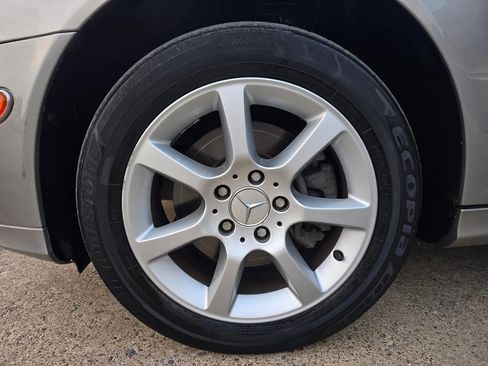 Used 2007 Mercedes-Benz C 280 Sedan image 57