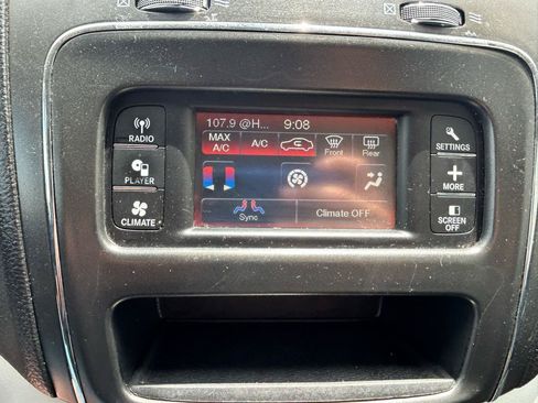 Used 2018 Dodge Journey SE w/ Connectivity Group FWD image 22