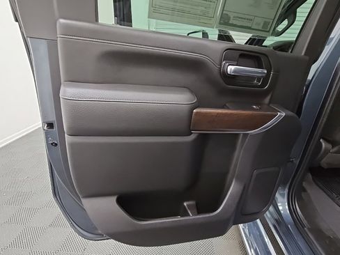 Used 2020 GMC Sierra 2500 Denali w/ Denali Ultimate Package image 38