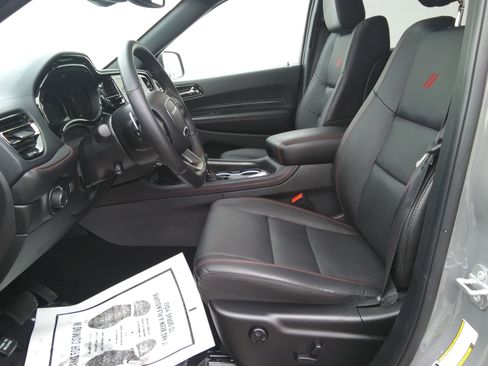 Used 2025 Dodge Durango GT image 17