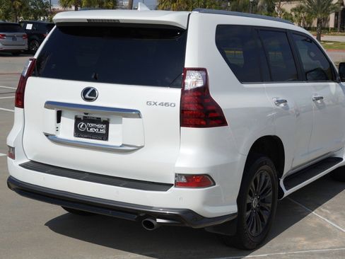 Certified 2022 Lexus GX 460 Premium w/ Accessory Package image 6