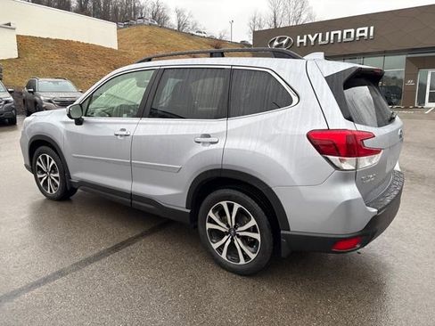 Used 2021 Subaru Forester Limited image 3