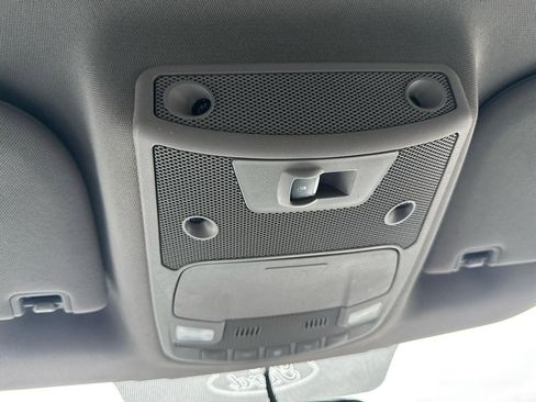 Used 2015 Ford F150 Lariat AWD/4WD image 17