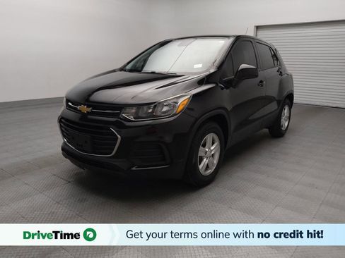 Used 2020 Chevrolet Trax LS w/ Tint and Cruise Package FWD image 1