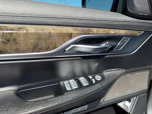 Used 2016 BMW 740i RWD image 49