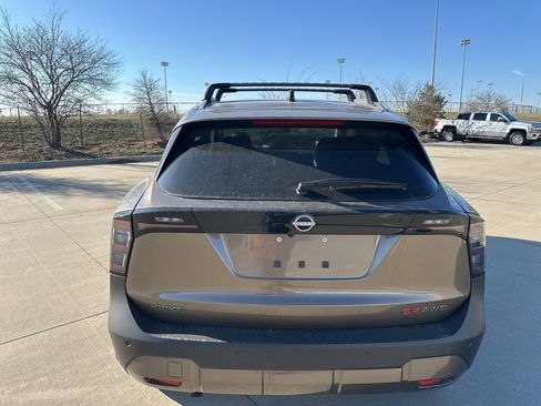 New 2026 Nissan Kicks SR w/ Cold Weather Package image 7