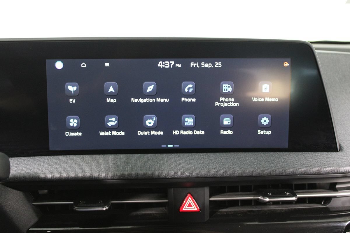 Used 2023 Kia EV6 Wind AWD/4WD image 15