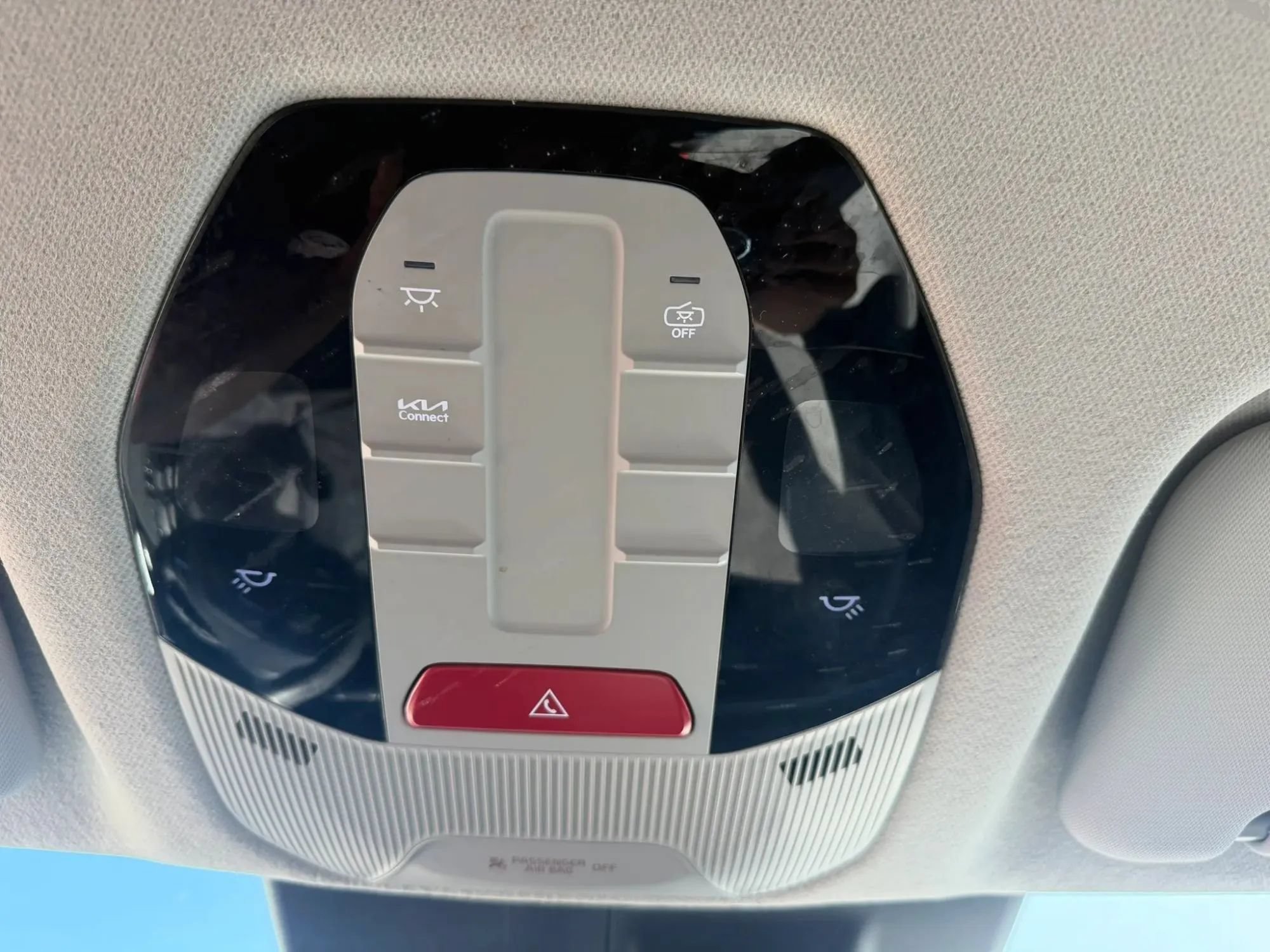 Used 2025 Kia K4 FWD image 25