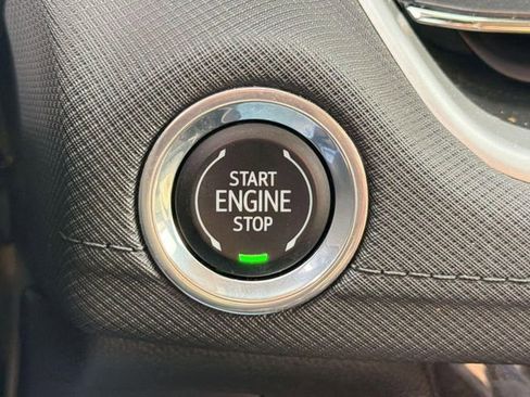 Used 2025 Chevrolet TrailBlazer LT image 16