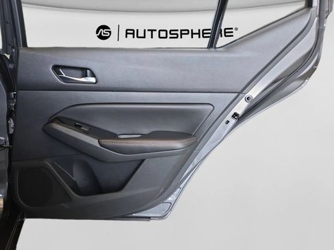 Used 2023 Nissan Altima 2.5 SR FWD image 29