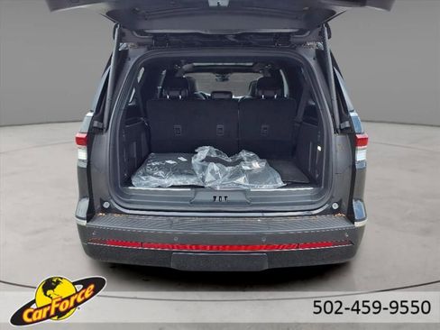 Used 2024 Lincoln Navigator L Reserve image 38