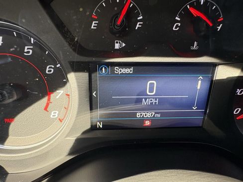 Used 2019 Chevrolet Camaro LT image 25