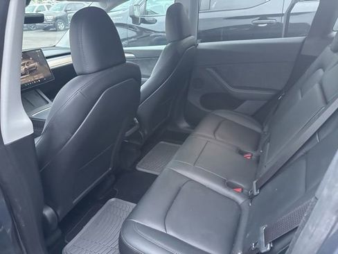 Used 2023 Tesla Model Y Long Range image 22