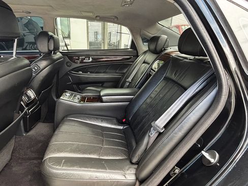 Used 2011 Hyundai Equus Ultimate RWD image 13