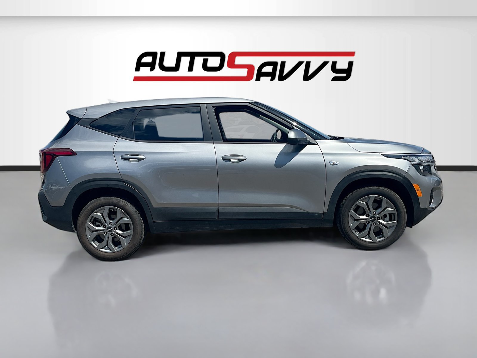 Used 2024 Kia Seltos LX AWD/4WD image 8
