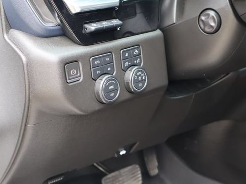 Used 2023 Chevrolet Silverado 1500 High Country w/ High Country Premium Package AWD/4WD image 25