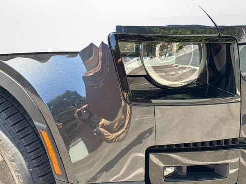 New 2026 Land Rover Defender 110 S AWD/4WD image 12