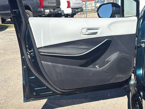 Used 2022 Toyota Corolla XSE image 8