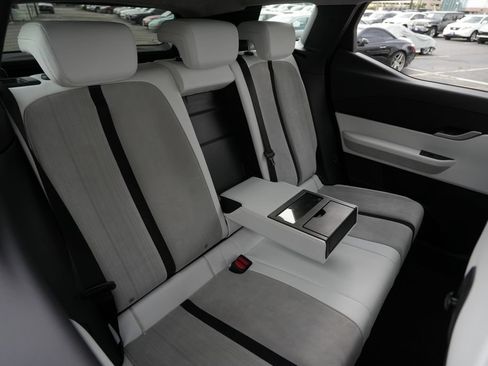 Used 2023 Fisker Ocean Extreme AWD/4WD image 28