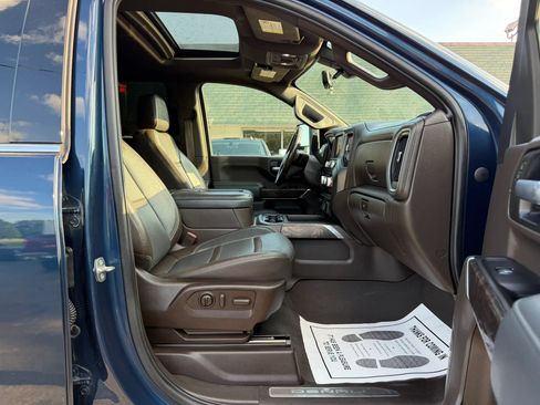 Used 2020 GMC Sierra 2500 Denali w/ Denali Ultimate Package AWD/4WD image 29