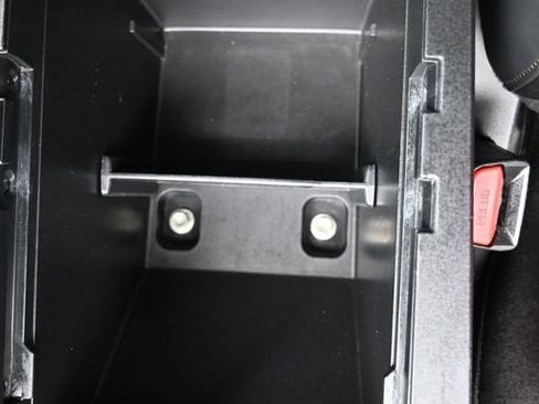 Used 2024 MAZDA MAZDA3 s image 22