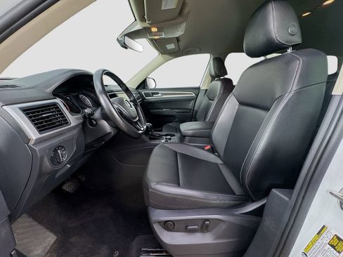 Used 2018 Volkswagen Atlas SE AWD/4WD image 24