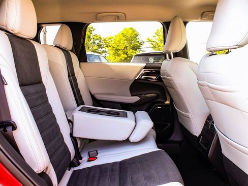 New 2025 Mitsubishi Outlander SE AWD/4WD image 39