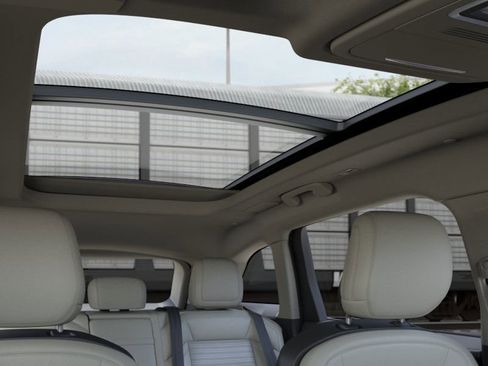 New 2026 Lincoln Nautilus Reserve image 21