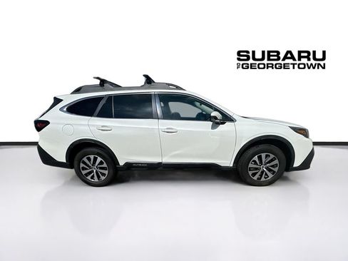 Used 2021 Subaru Outback Premium AWD/4WD image 9