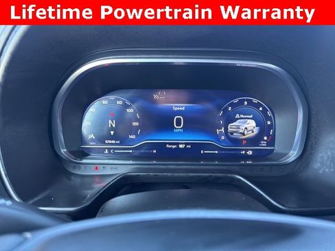 Used 2024 Chevrolet Suburban LT image 14