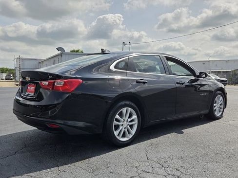 Used 2018 Chevrolet Malibu LT FWD image 5