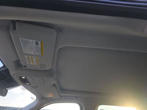 Used 2025 Ford Expedition Platinum image 7