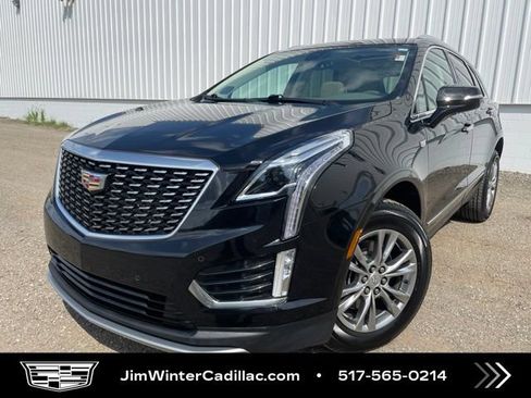 Certified 2022 Cadillac XT5 Premium Luxury AWD/4WD image 2