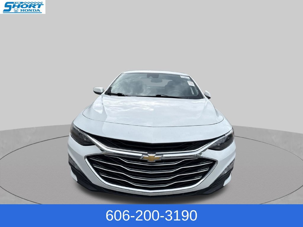 Used 2023 Chevrolet Malibu LT FWD image 2