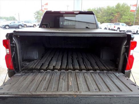 Used 2020 Chevrolet Silverado 1500 LT Trail Boss image 10