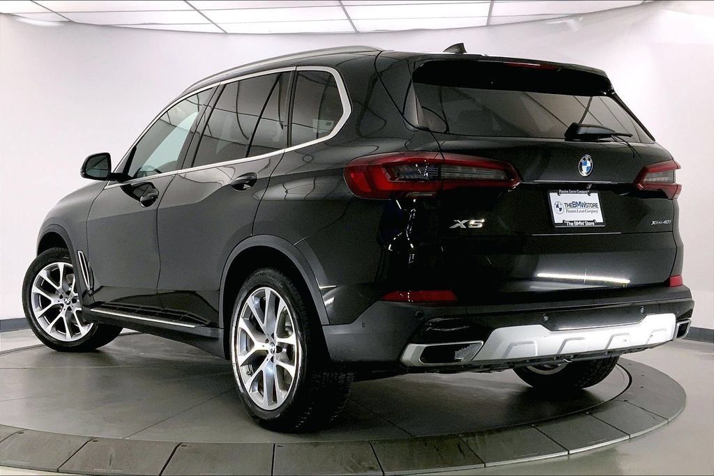 Certified 2022 BMW X5 xDrive40i w/ Premium Package AWD/4WD image 10