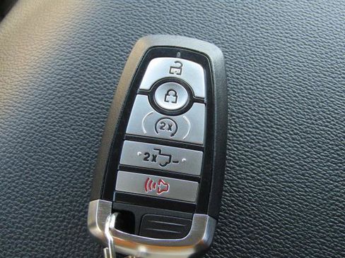 Certified 2022 Ford F150 XLT w/ Equipment Group 302A High image 30