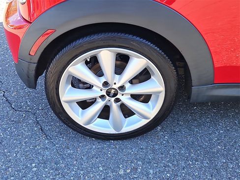 Used 2015 MINI Cooper S image 9