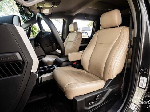 Used 2019 Ford F550 4x4 Crew Cab Super Duty image 35