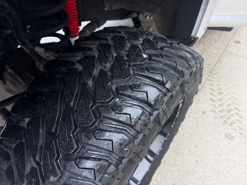 Used 2017 Ford F250 XLT w/ Camper Package image 9