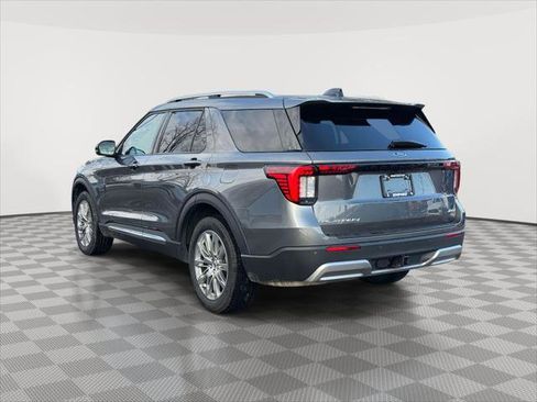 Used 2025 Ford Explorer Platinum image 5