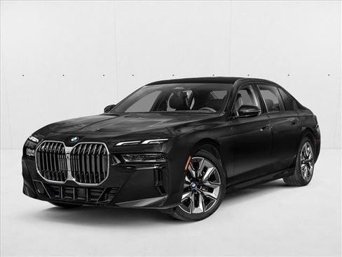 Used 2024 BMW 740i image 1