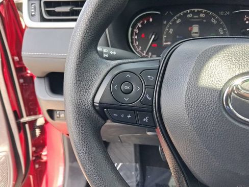 Used 2025 Toyota RAV4 XLE w/ Convenience Package FWD image 16