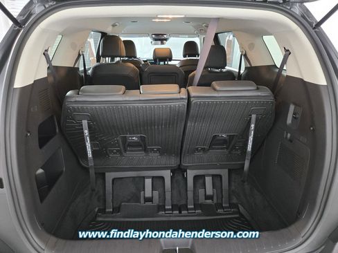 Used 2026 Kia Carnival FWD image 19