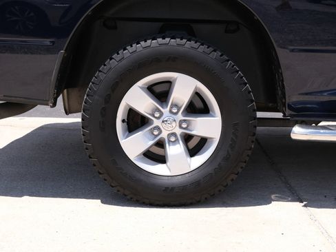 Used 2015 RAM 1500 ST w/ SXT Appearance Group AWD/4WD image 19
