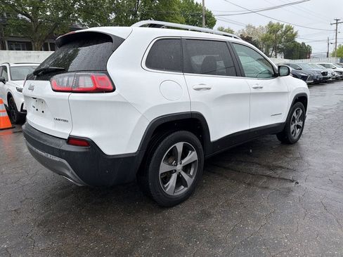 Used 2019 Jeep Cherokee Limited AWD/4WD image 6