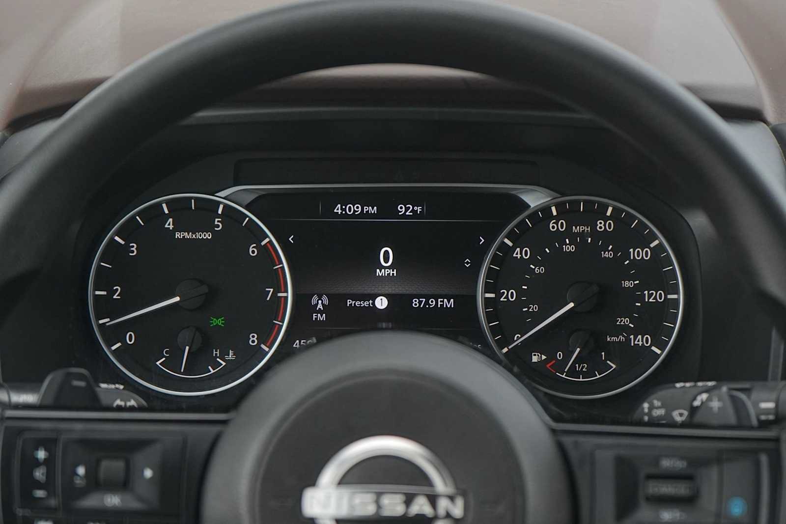 Used 2022 Nissan Rogue SV AWD/4WD image 19