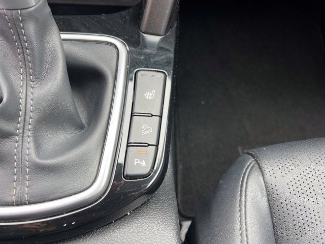 Certified 2025 Kia Seltos EX w/ EX Sunroof Package FWD image 24
